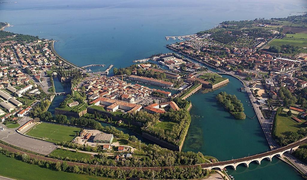 Apartament La Rosa Del Garda Peschiera del Garda Zewnętrze zdjęcie